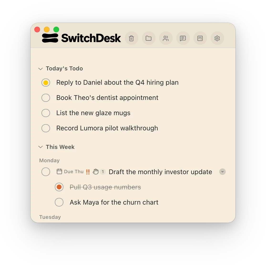 The to-do window with This Week organized by day and a to-do due Thursday under Monday.